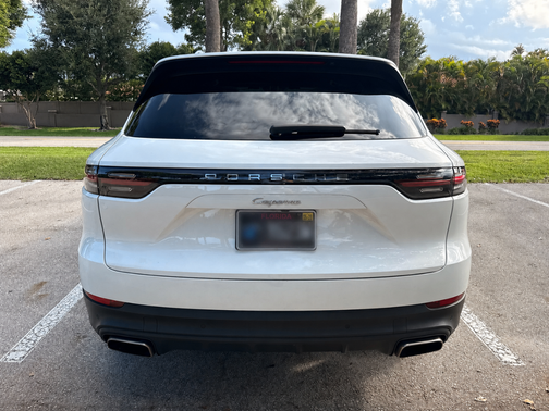 White 2020 Porsche Cayenne Cayenne