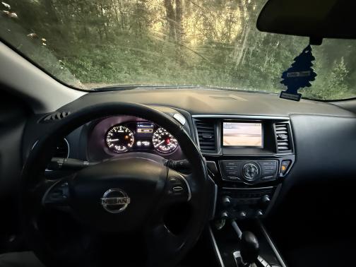 2014 Nissan Pathfinder SV