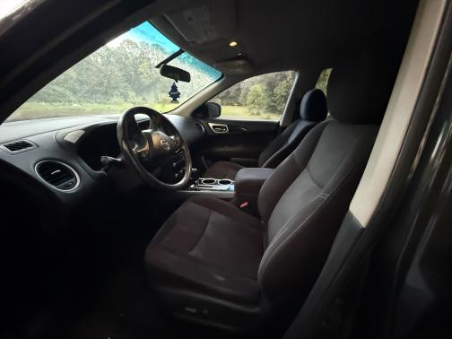 2014 Nissan Pathfinder SV