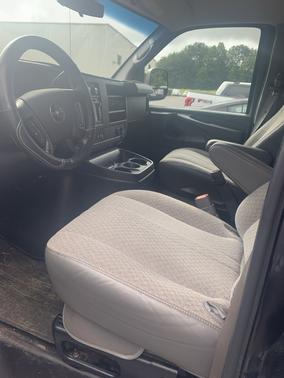 2013 GMC Savana 3500 2LT