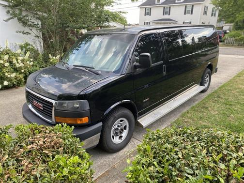 2013 GMC Savana 3500 2LT