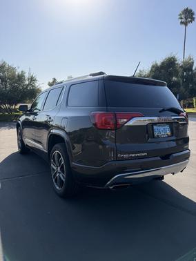 Black 2018 GMC Acadia Denali