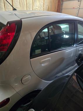 White 2012 Mitsubishi i-MiEV SE