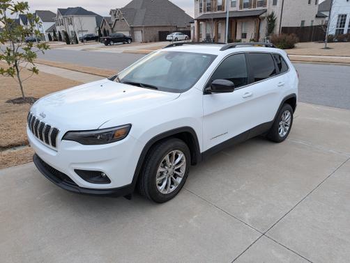 2022 Jeep Cherokee Latitude Lux