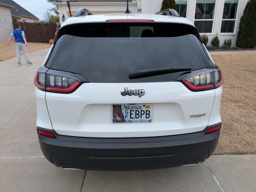 2022 Jeep Cherokee Latitude Lux