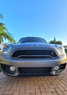 Silver 2017 MINI Countryman Cooper S