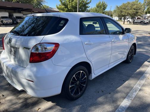 2011 Toyota Matrix Base