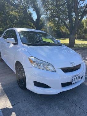2011 Toyota Matrix Base