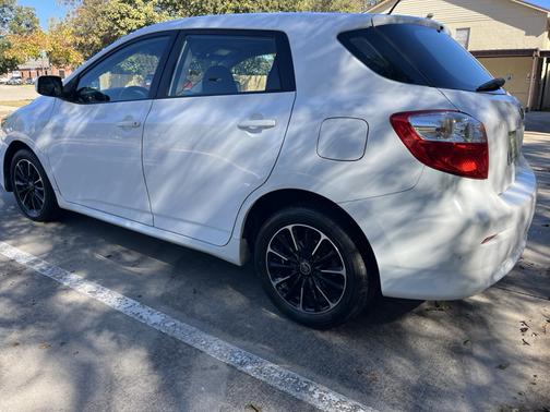 2011 Toyota Matrix Base