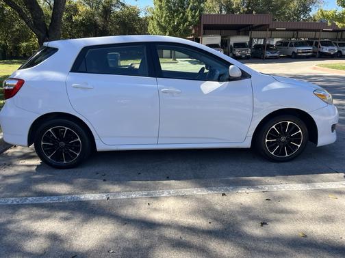 2011 Toyota Matrix Base