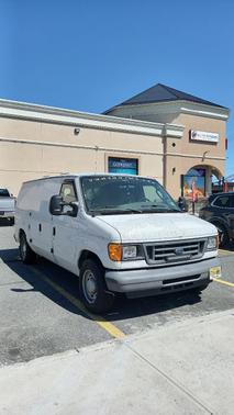 2006 Ford E150 Chateau