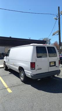 2006 Ford E150 Chateau