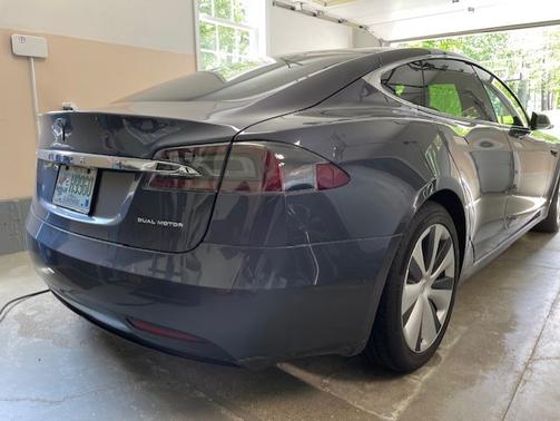 2020 Tesla Model S Long Range