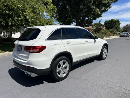 White 2017 Mercedes-Benz GLC 300 Base