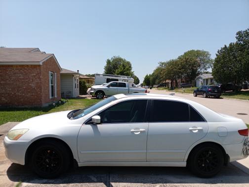 White 2005 Honda Accord EX