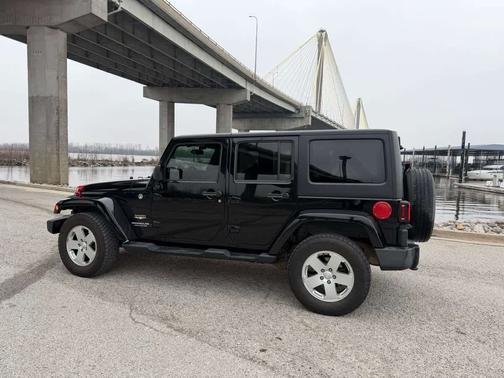 2012 Jeep Wrangler Unlimited Sahara