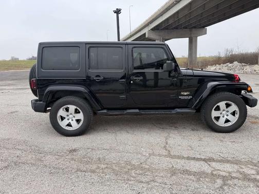 2012 Jeep Wrangler Unlimited Sahara