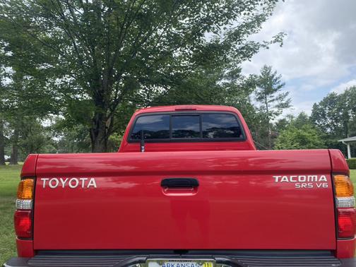 Red 2004 Toyota Tacoma Double Cab