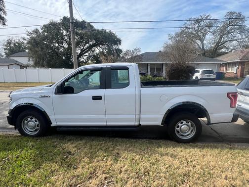 White 2017 Ford F-150 XL