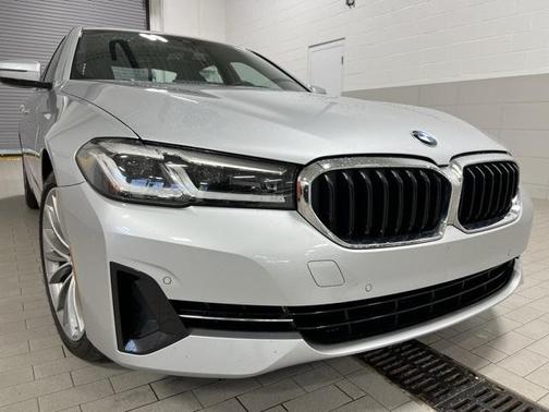 Silver 2021 BMW 530 i xDrive