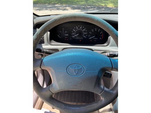 1999 Toyota Camry LE