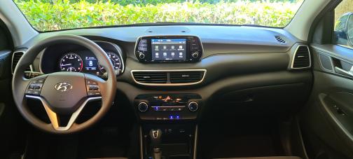 2020 Hyundai TUCSON SE