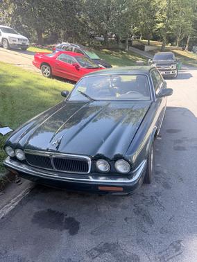Green 1997 Jaguar XJ Base