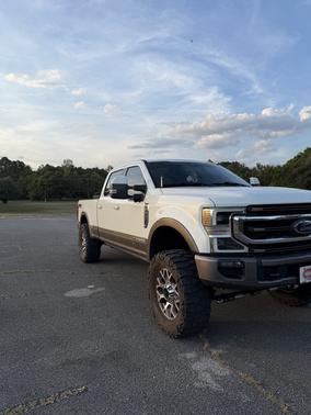 White 2022 Ford F-250 King Ranch