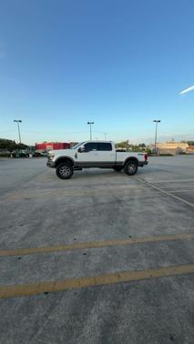 White 2022 Ford F-250 King Ranch