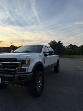 White 2022 Ford F-250 King Ranch