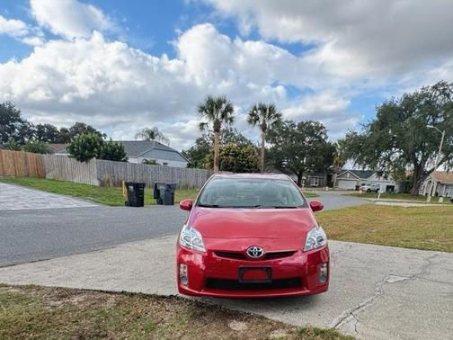 2010 Toyota Prius III