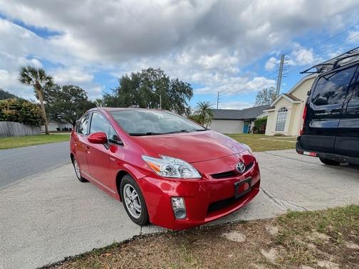 2010 Toyota Prius III