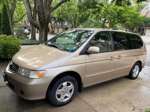 Gold 2001 Honda Odyssey EX