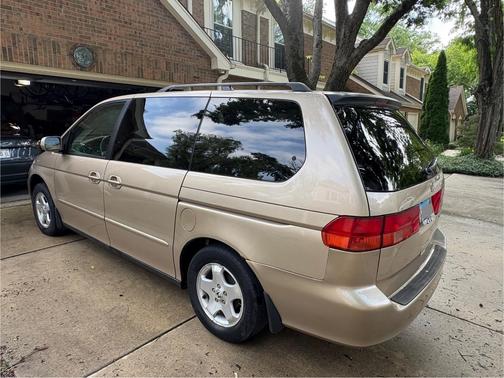 Gold 2001 Honda Odyssey EX