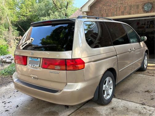 Gold 2001 Honda Odyssey EX