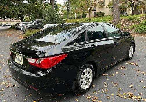 Black 2013 Hyundai SONATA GLS
