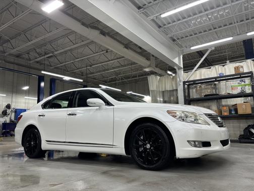2010 Lexus LS 460 Base