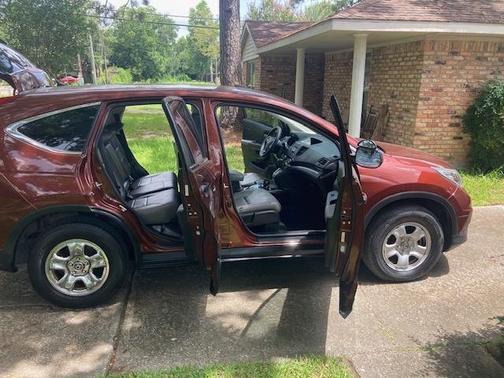 Red 2015 Honda CR-V LX