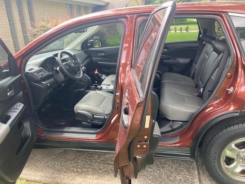 Red 2015 Honda CR-V LX