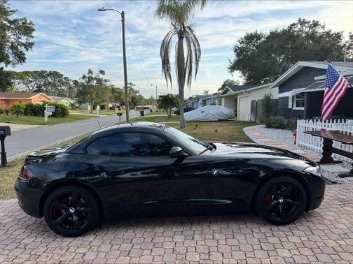 Black 2015 BMW Z4 sDrive28i