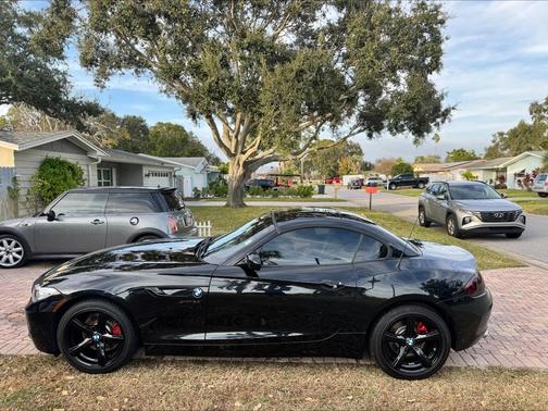Black 2015 BMW Z4 sDrive28i