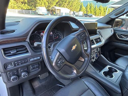 White 2021 Chevrolet Suburban High Country