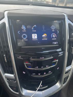 White 2014 Cadillac SRX Performance Collection