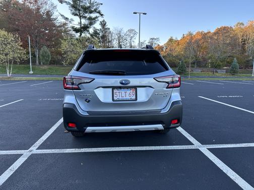 2024 Subaru Outback Limited XT