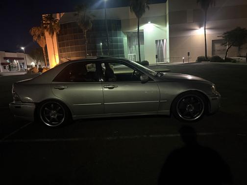 Silver 2002 Lexus IS 300 Base