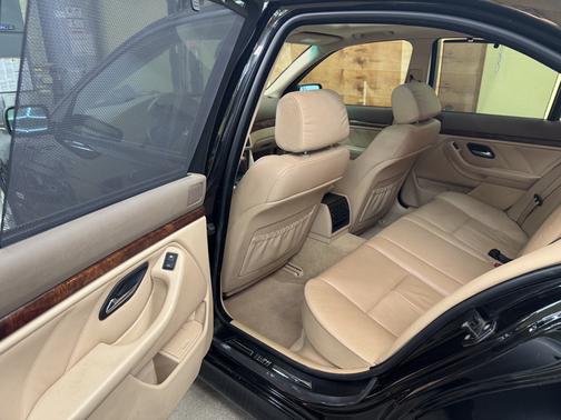 2003 BMW 530 i