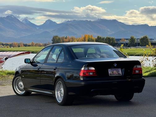 2003 BMW 530 i