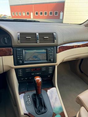 2003 BMW 530 i