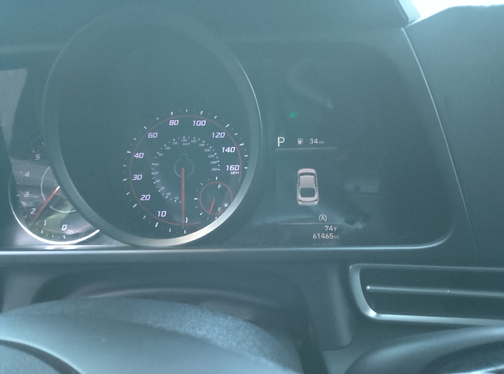 Silver 2023 Hyundai ELANTRA SE