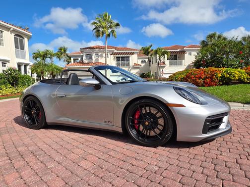 2022 Porsche 911 911 Carrera GTS Cabriolet